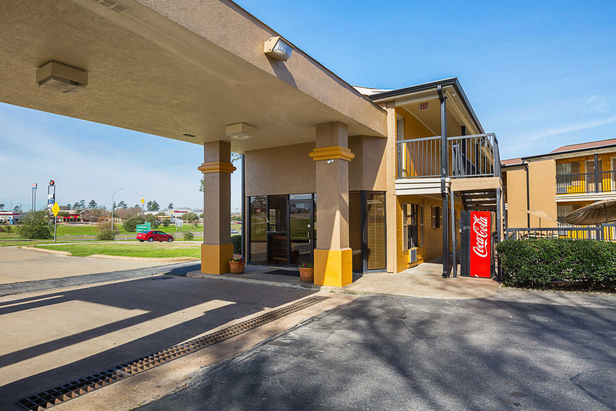 Econo Lodge Huntsville- University Area Exterior photo