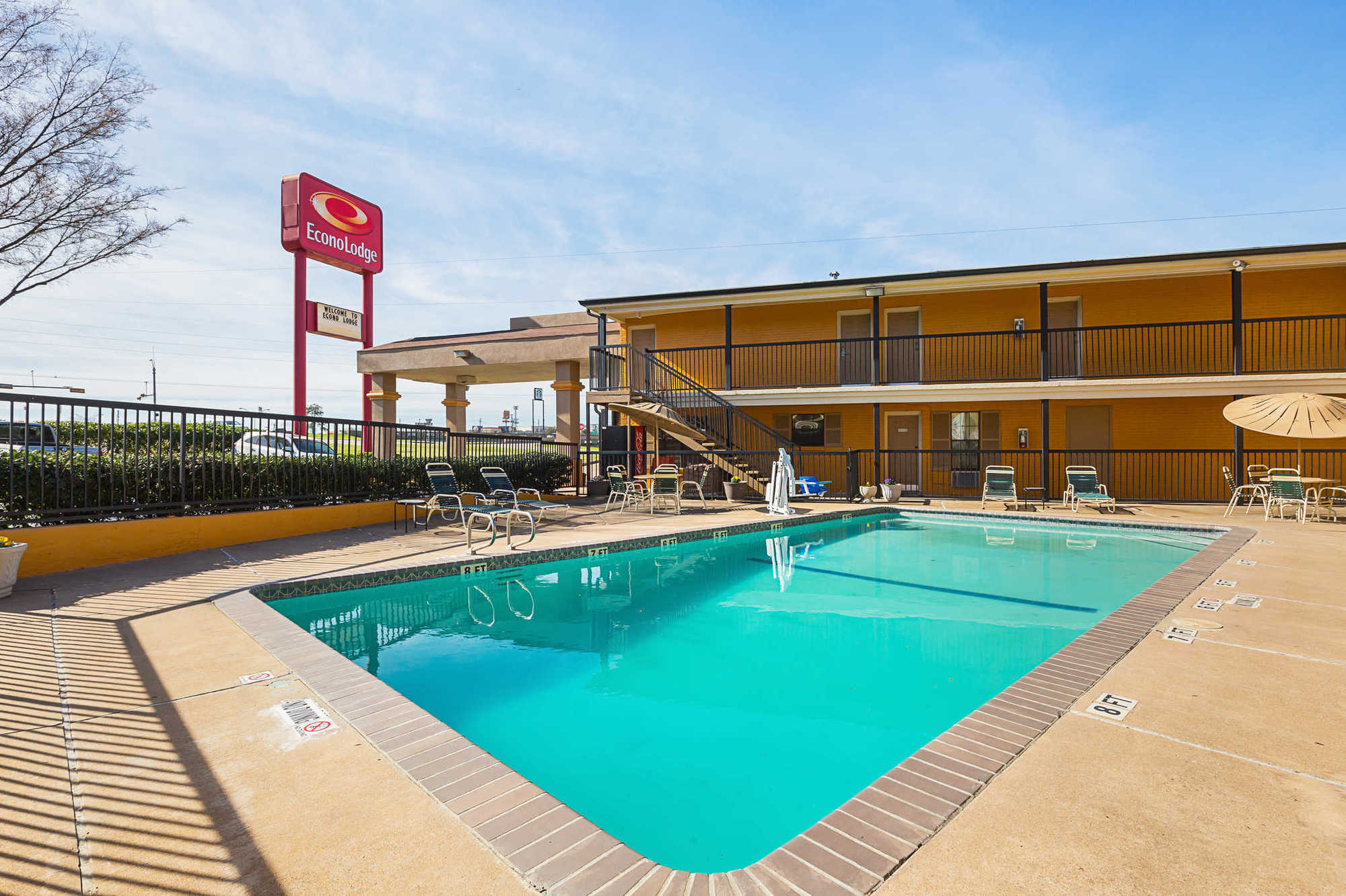 Econo Lodge Huntsville- University Area Facilities photo